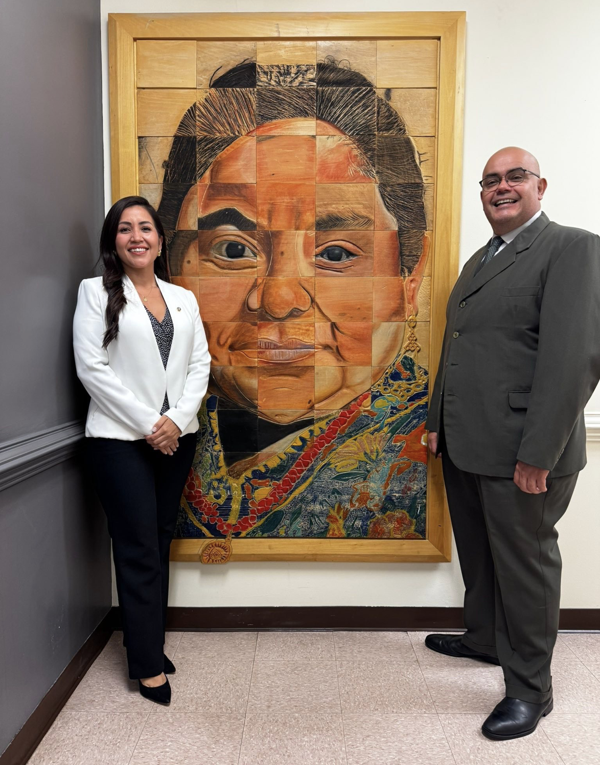 The Consulate General of Guatemala Visits El Centro Hispano!